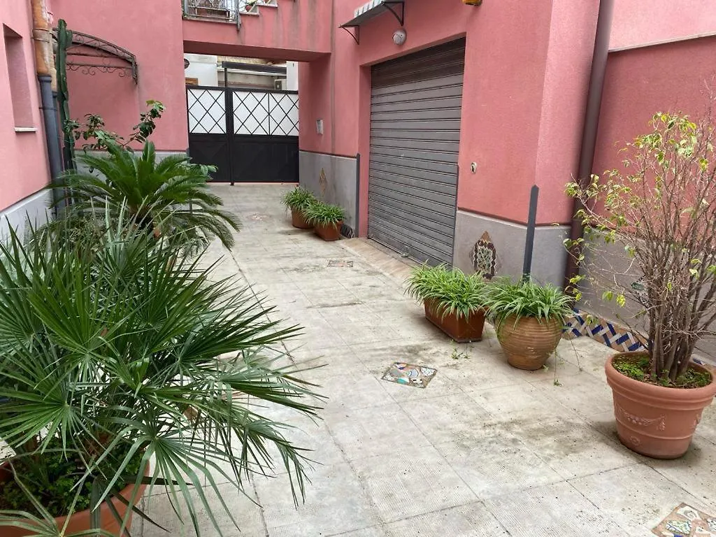 Ferienhaus Villa Casa Swamy Palermo