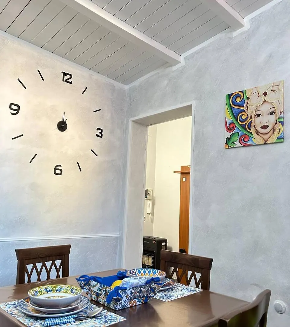 Villa Casa Swamy Palermo Italien